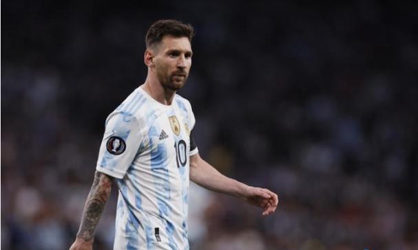 生肖鸡，2025年立冬：11月8日